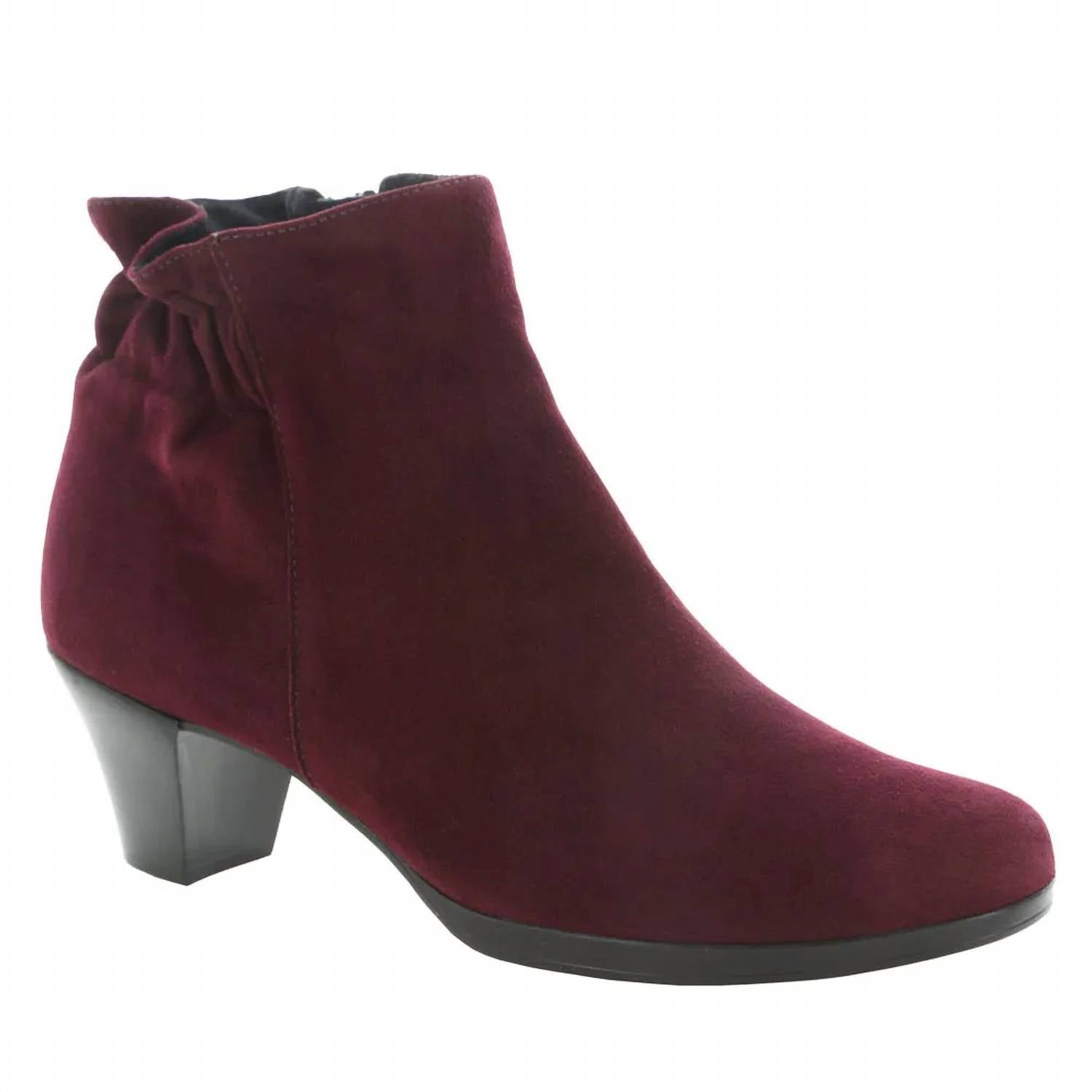 fffa1749-b645-46c4-a102-939231bf9ab5-upscale_15k-1500x1500-70 Munro - Women's Alfie Boots - Image 1