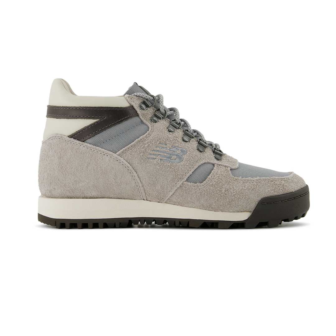 New-Balance-Men_s-Rainier-Boots-_URAINAD_-01 New Balance - Unisex Rainier Boots (URAINAD) - Image 1