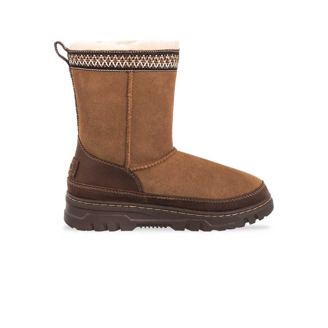UGG-Kids_-_Junior_-Classic-Short-Trail-Boots-_1157694K-CHE__01 UGG - Kids' (Preschool & Junior) Classic Short TrailGazer Boots (1157694K-CHE) - Image 1
